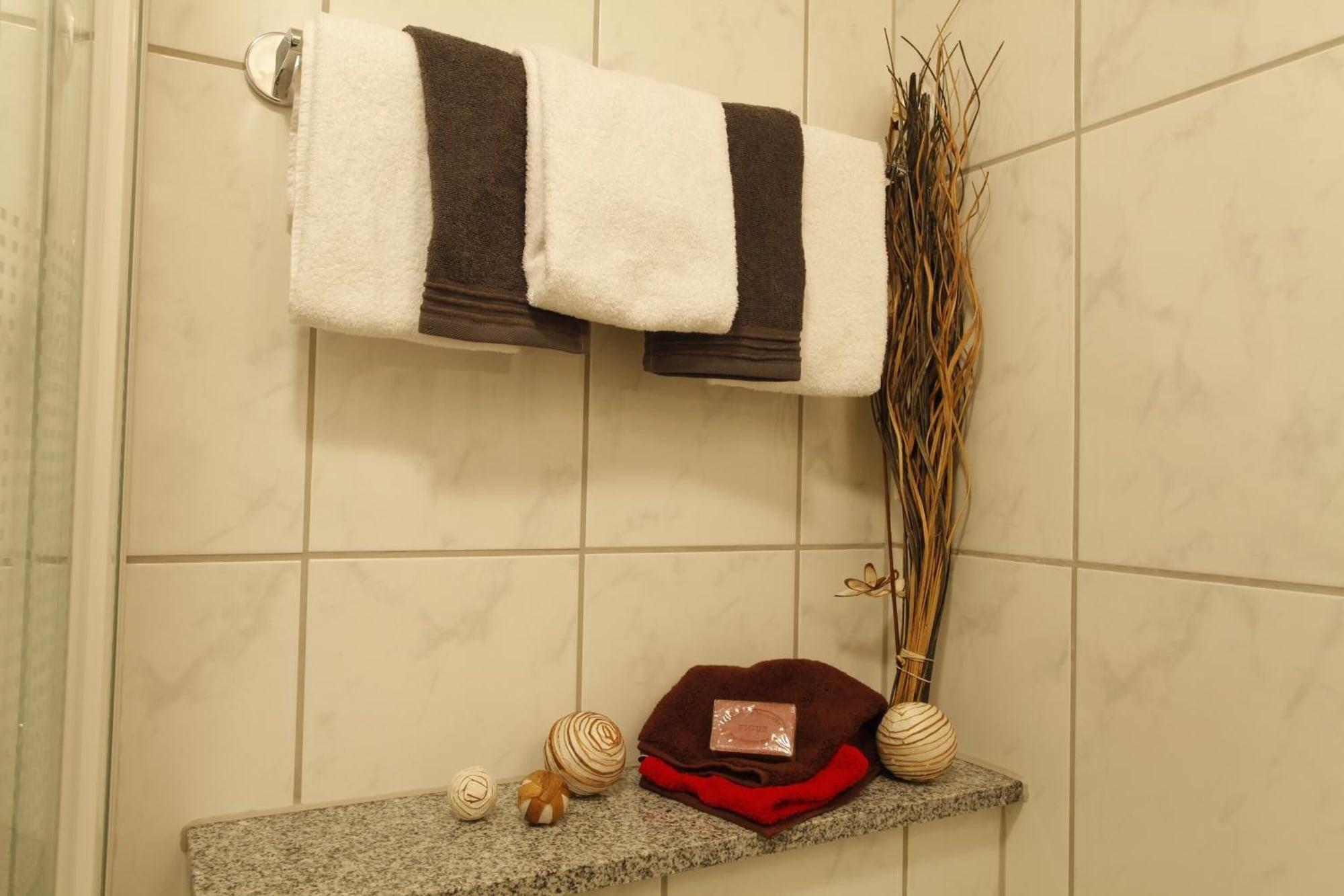 Centro Hotel Arkadia Кёльн Экстерьер фото